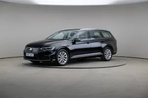 Volkswagen Passat 2023