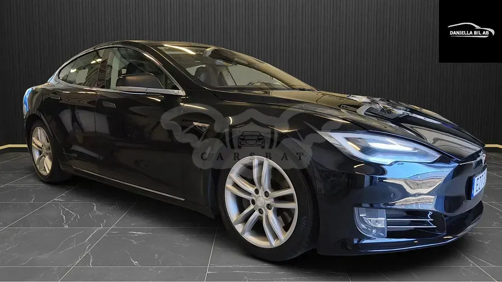 Tesla Model S 2016