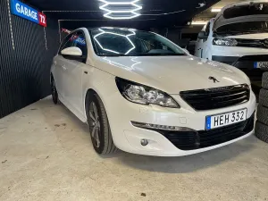 Peugeot 308 2016