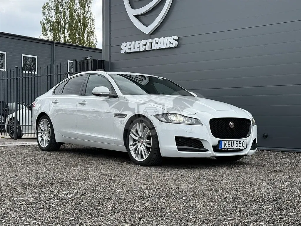Jaguar XF 2016