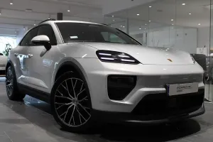 Porsche Macan 2025