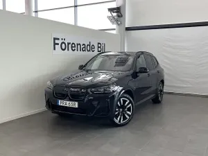 BMW iX3 2024