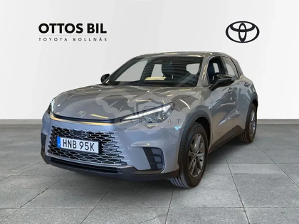 Lexus LBX 2025