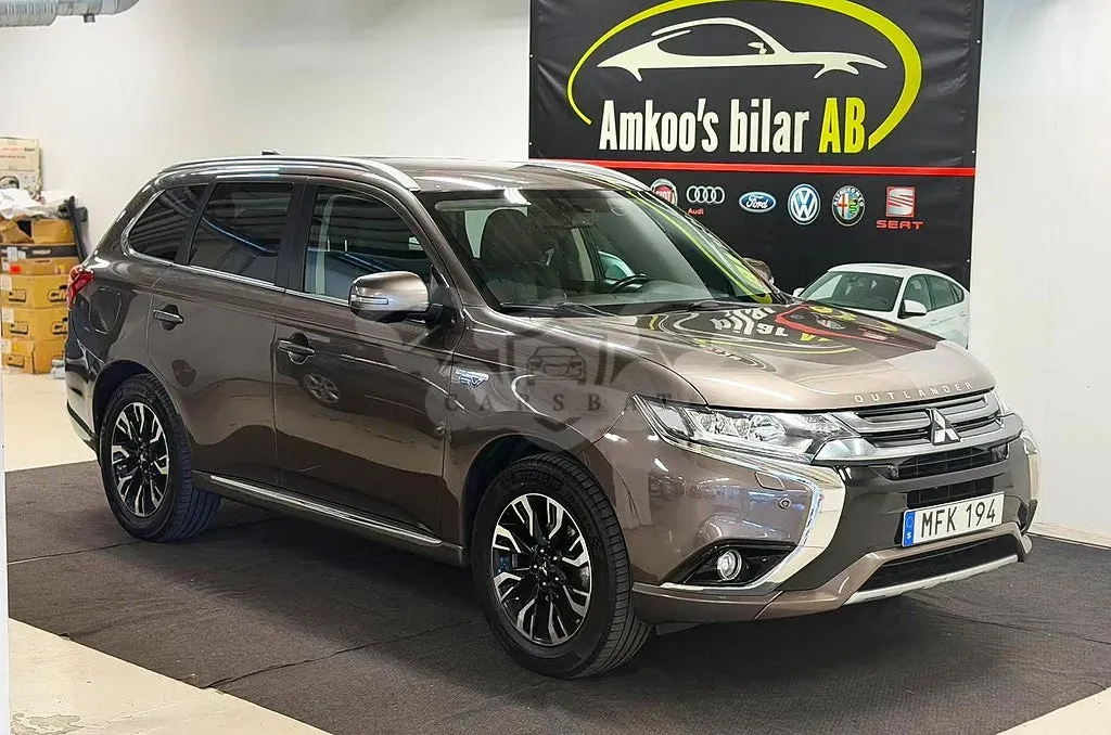 Mitsubishi Outlander 2016