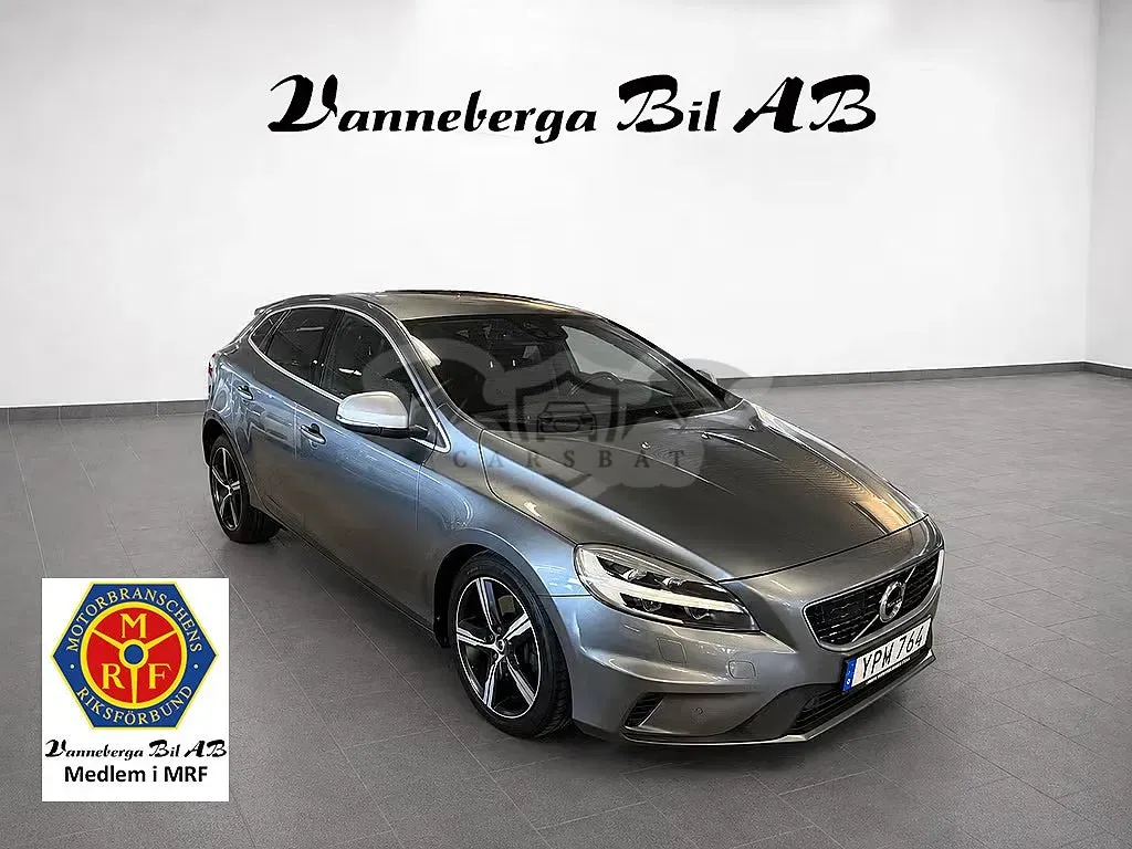 Volvo V40 2018