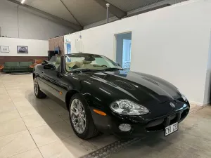 Jaguar XKR 2001