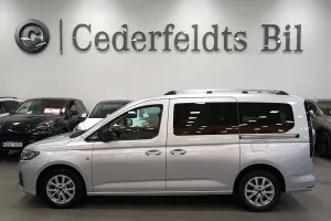 Ford Tourneo Custom 2023