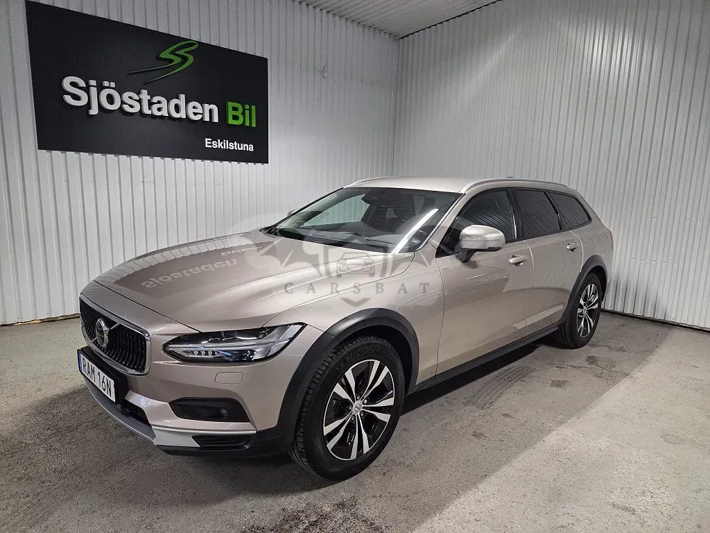 Volvo V90 2024