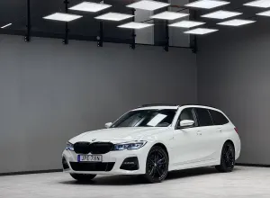 BMW 3 Series 330e 2020