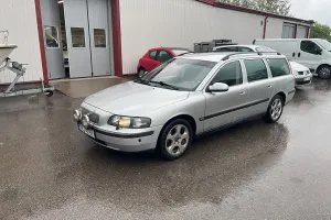 Volvo V70 2003