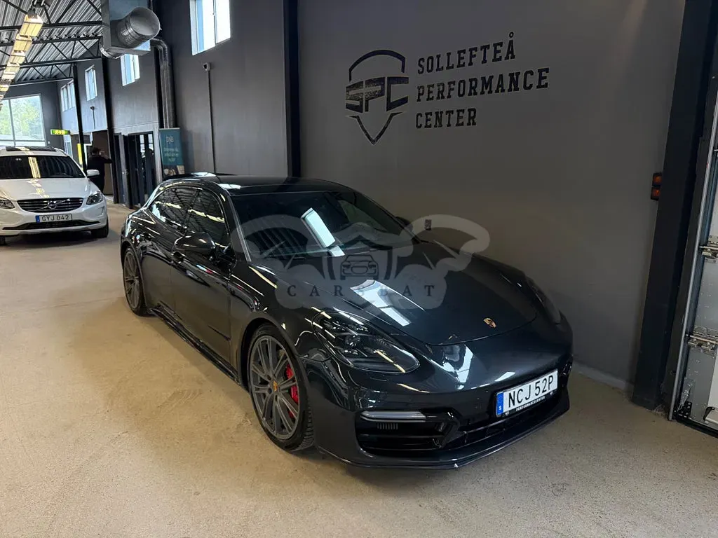 Porsche Panamera 2019