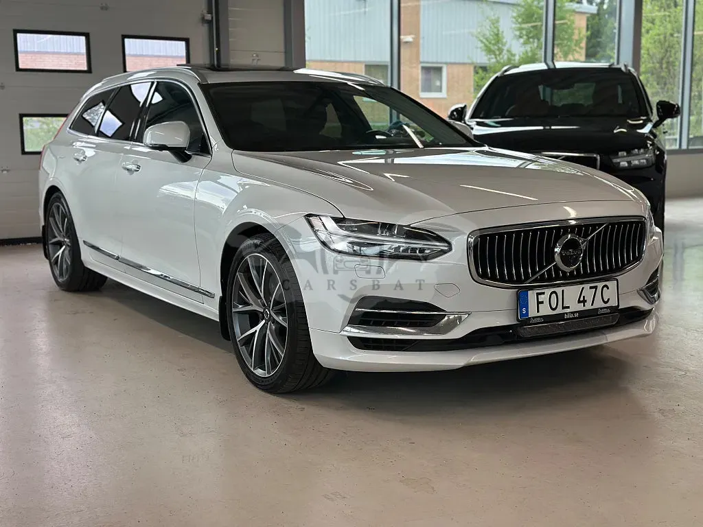 Volvo V90 2020