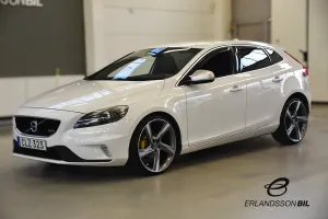 Volvo V40 2015
