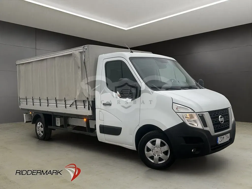 Nissan NV400 2018