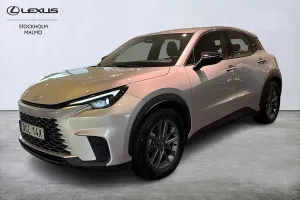 Lexus LBX 2025