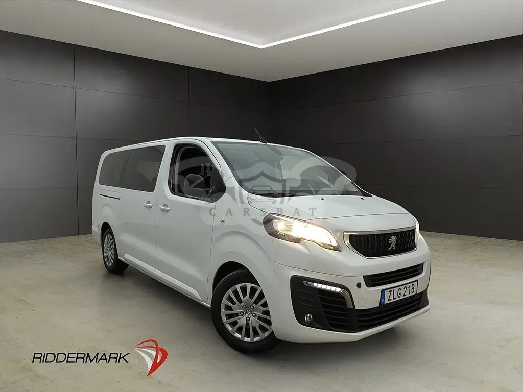 Peugeot Traveller 2022