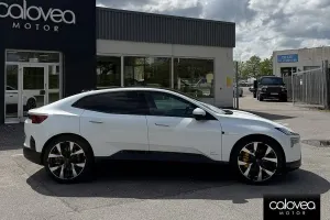 Polestar 4 2025