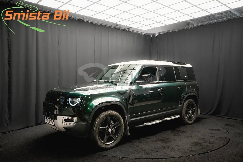 Land Rover Defender 2023