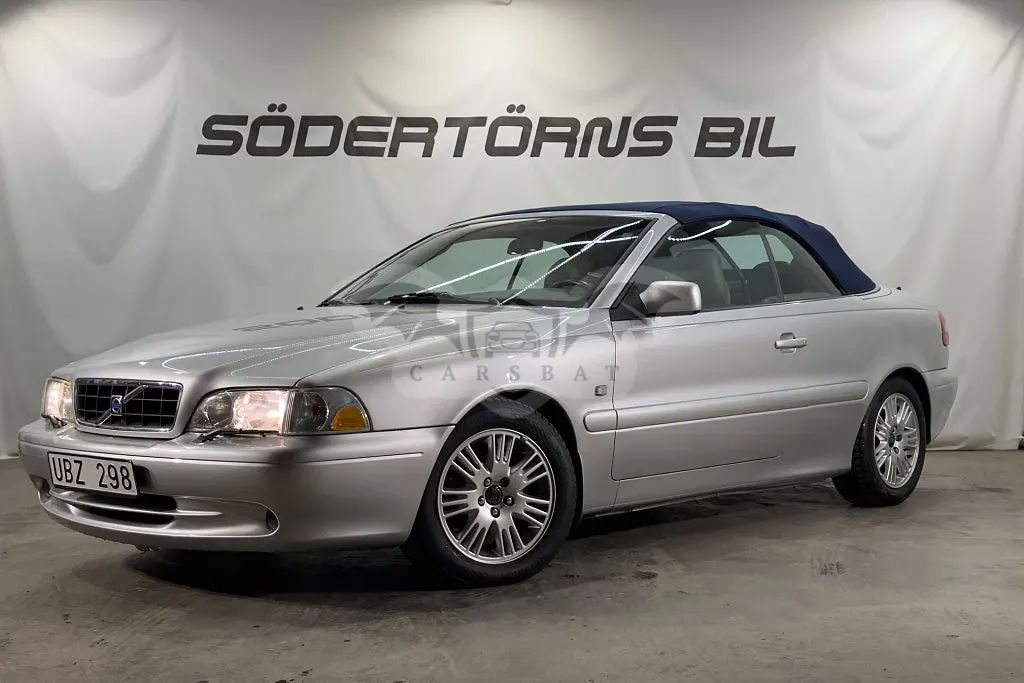 Volvo C70 2004