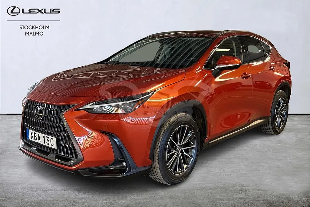 Lexus NX 2023
