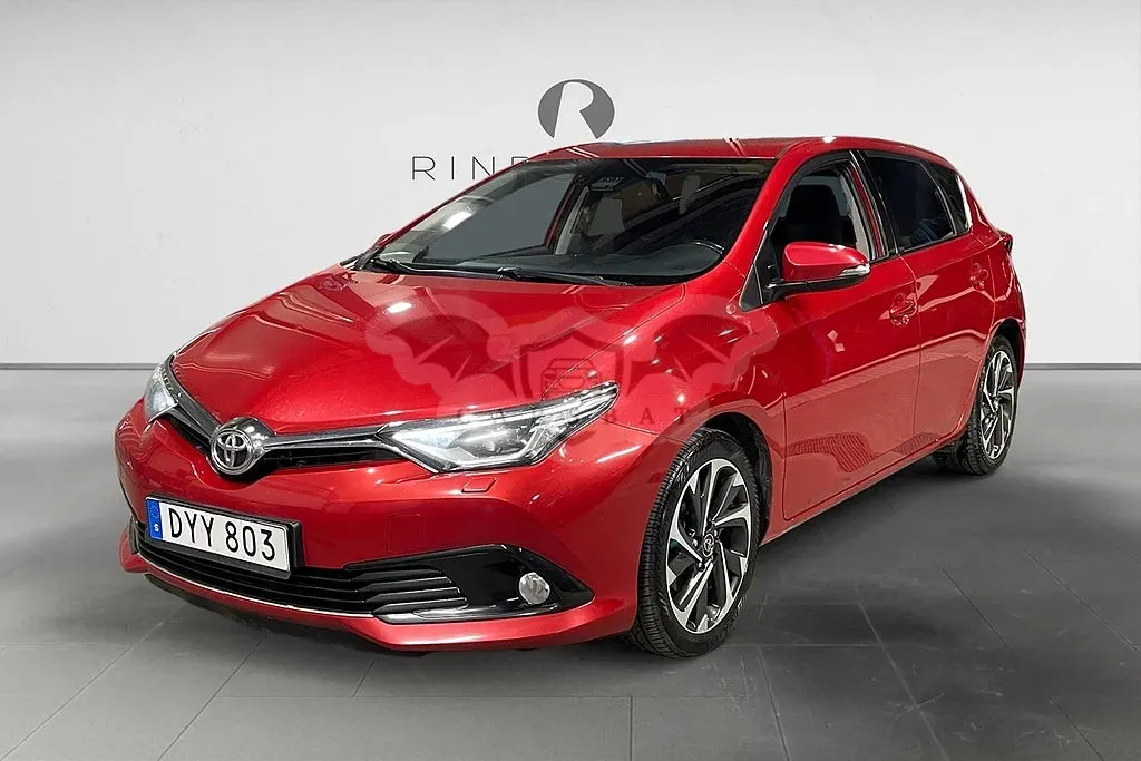 Toyota Auris 2015
