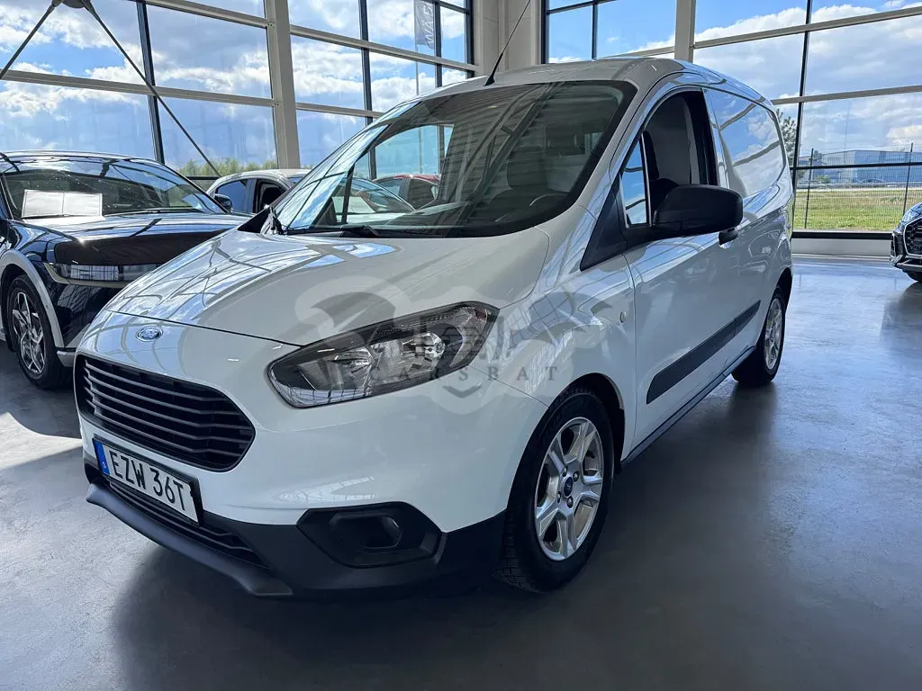 Ford Transit Courier 2020
