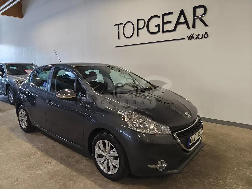 Peugeot 208 2013