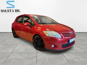 Toyota Auris 2011