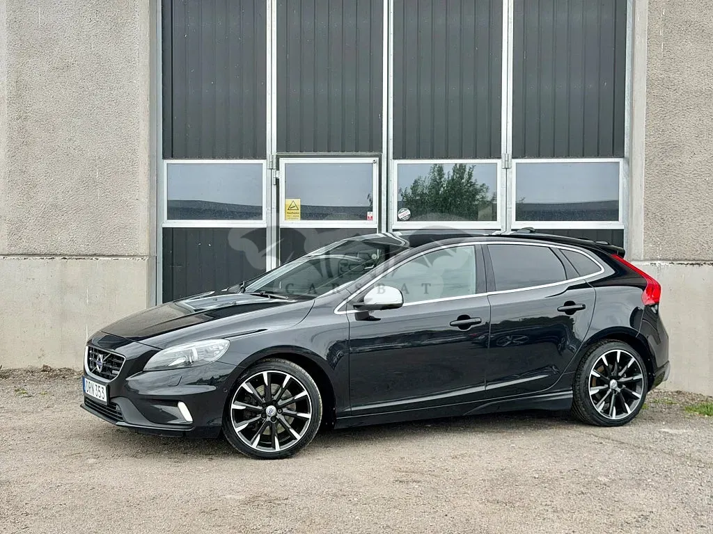 Volvo V40 2015