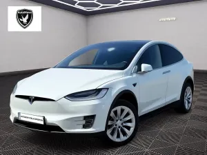 Tesla Model X 2020