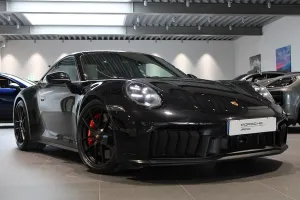 Porsche 911 2025