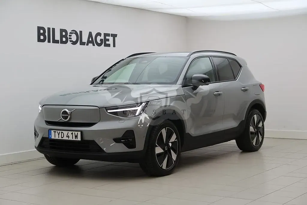 Volvo EX40 2025