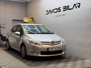 Toyota Auris 2011
