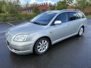 Toyota Avensis 2005