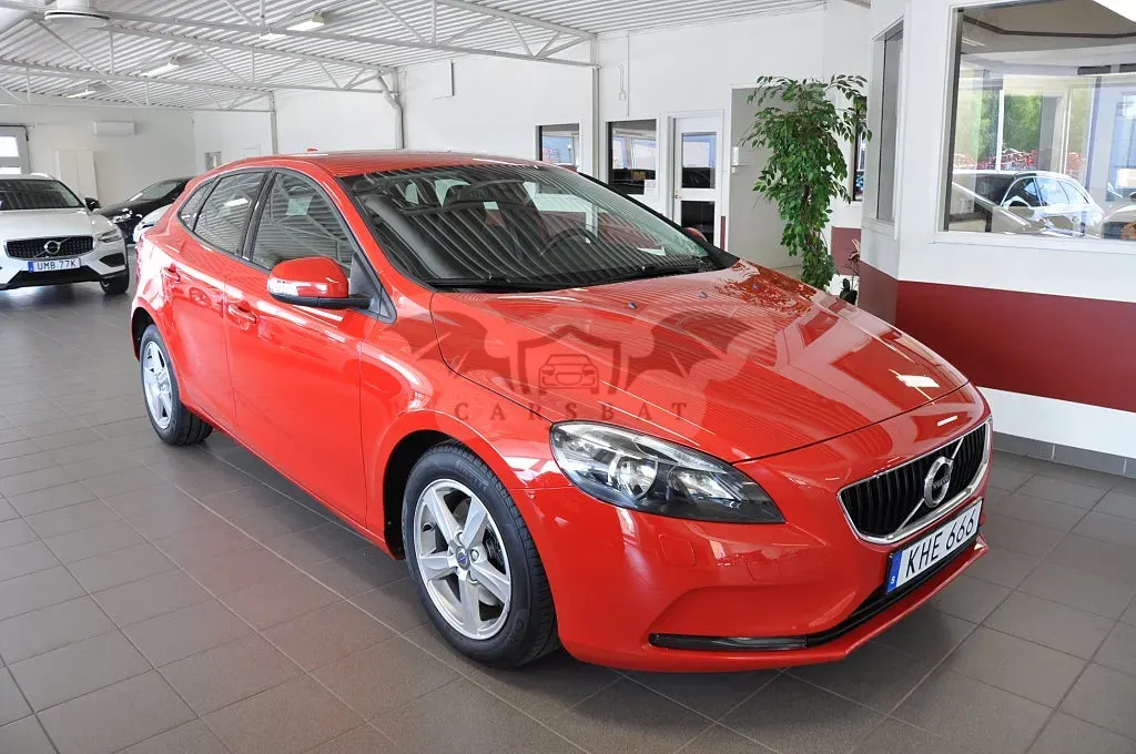 Volvo V40 2017