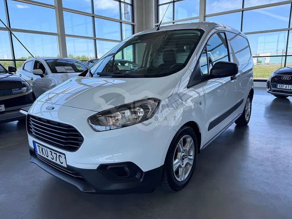 Ford Transit Courier 2020