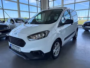 Ford Transit Courier 2020