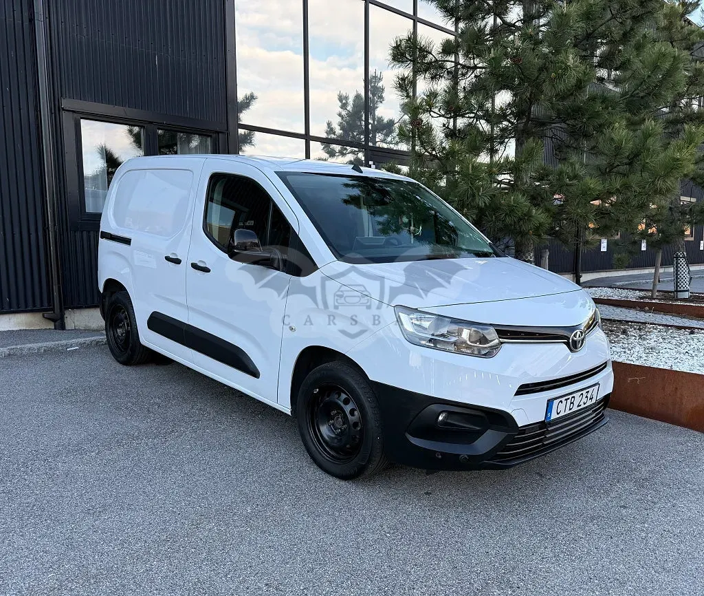 Toyota Proace City 2024