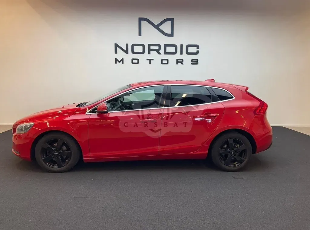 Volvo V40 2015