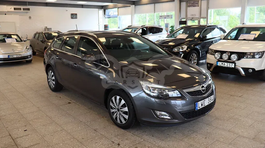Opel Astra 2011