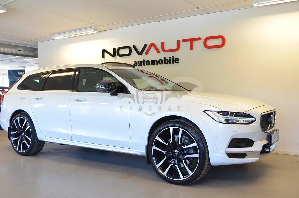 Volvo V90 2022