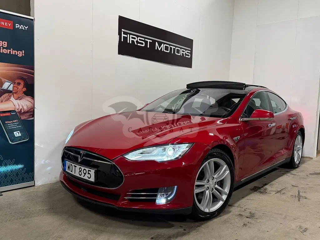 Tesla Model S 2016