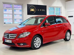 Mercedes-Benz B 2012