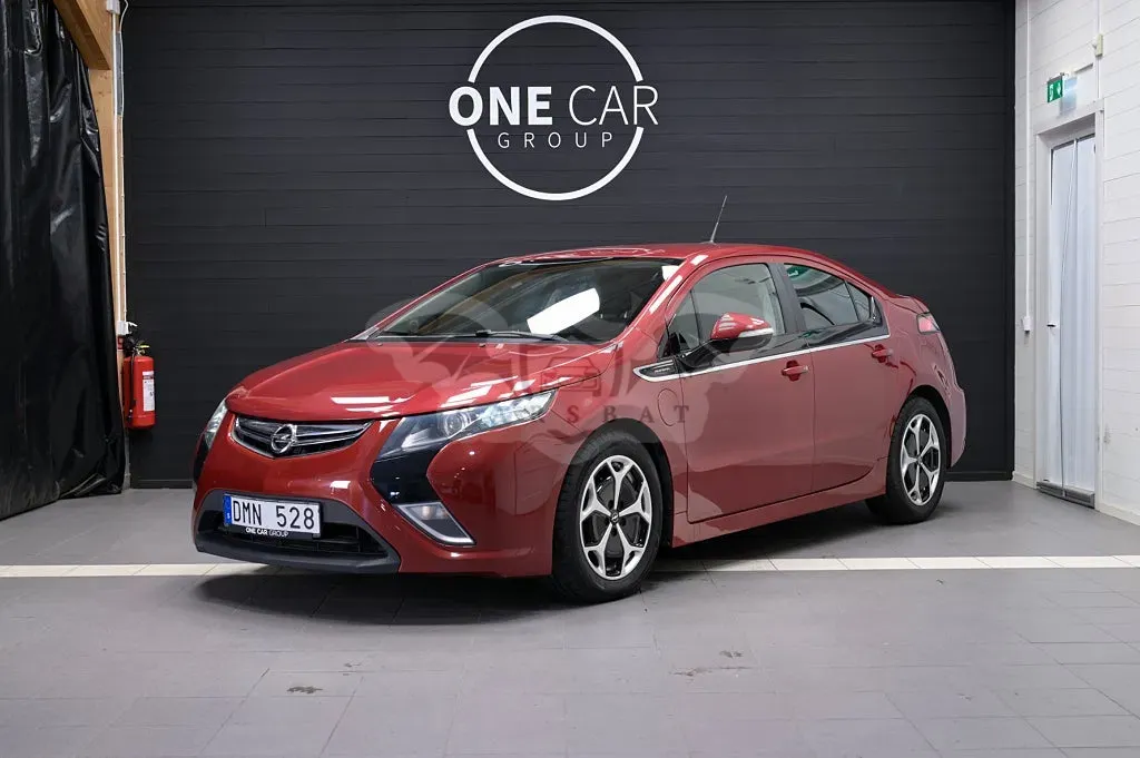 Opel Ampera 2012
