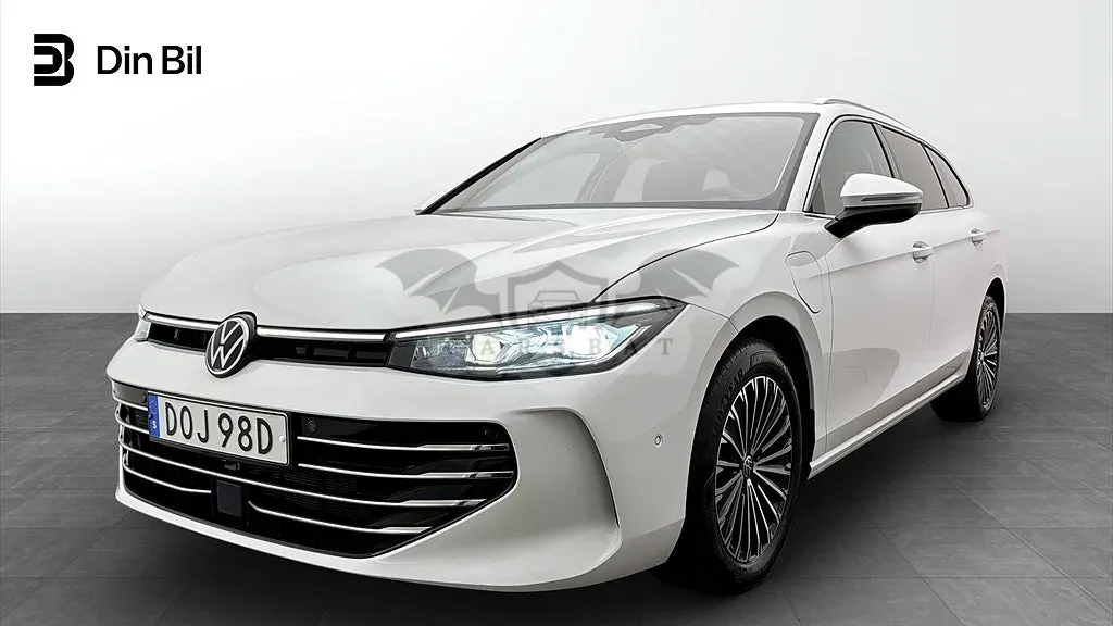 Volkswagen Passat 2025