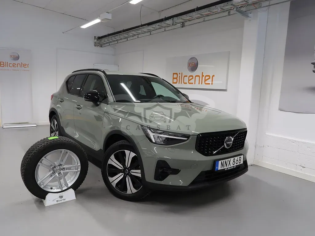 Volvo XC40 2023