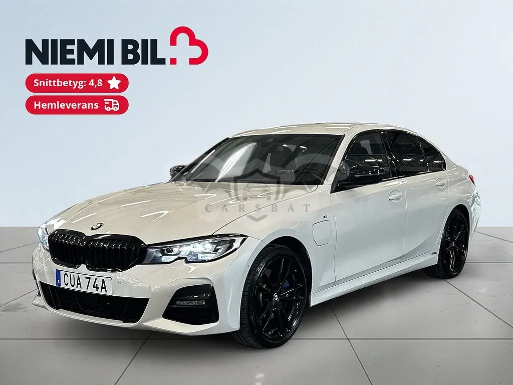 BMW 3 Series 330e 2021