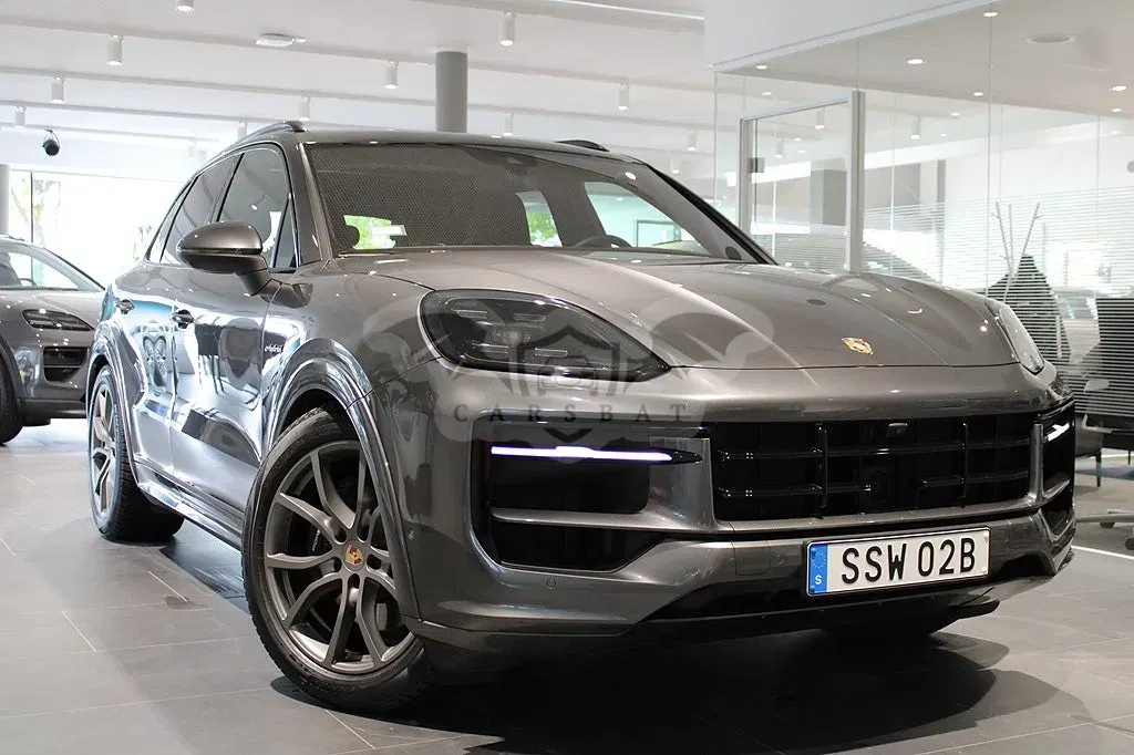 Porsche Cayenne 2025
