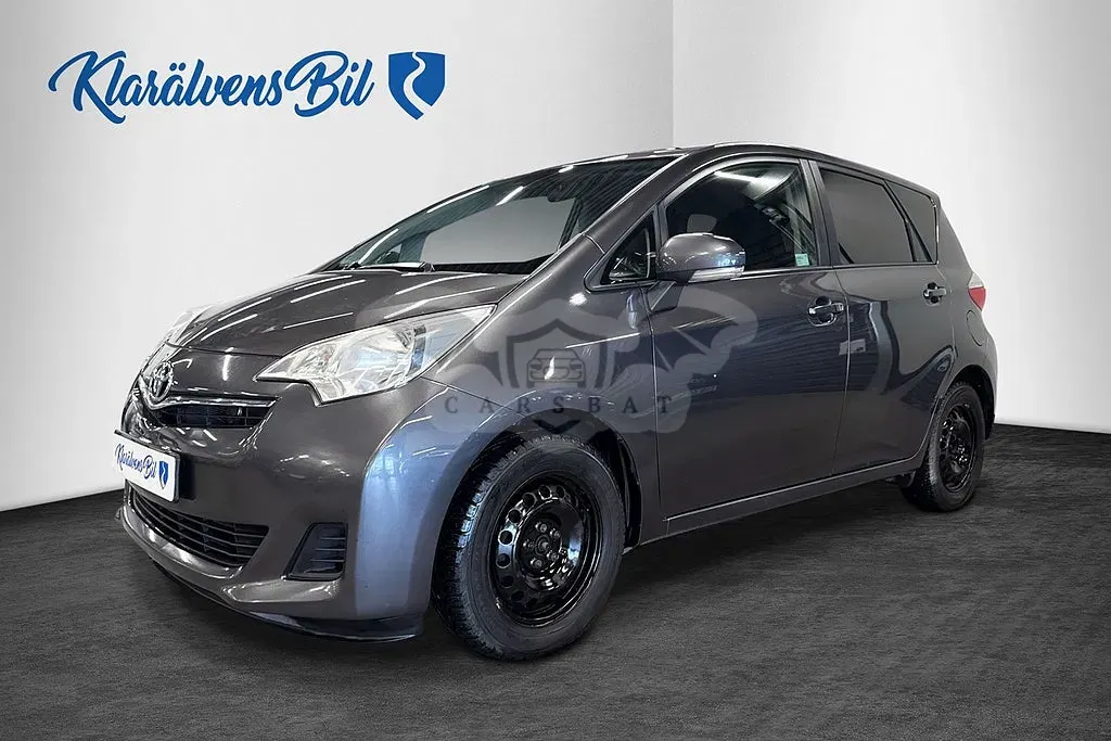 Toyota Verso-S 2012