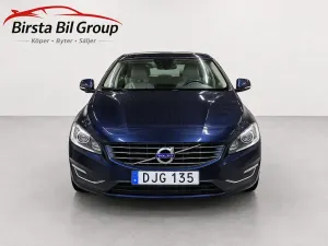 Volvo V60 2015